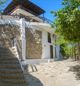 Το κτήριο όπου στεγάζεται  ο ξενώνας