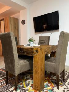 Μια τηλεόραση ή/και κέντρο ψυχαγωγίας στο Apartman Vučko +6 φωτογραφίες