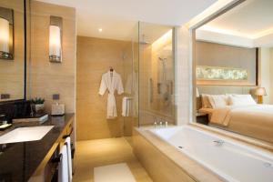 Koupelna v ubytování The Westin Jakarta