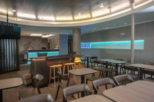 Εστιατόριο ή άλλο μέρος για φαγητό στο SpringHill Suites Houston Pearland