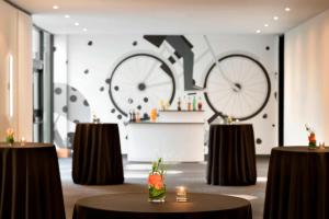 Nápoje v ubytování Hotel PUR, Quebec, a Tribute Portfolio Hotel