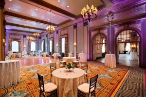 Restaurace v ubytování The Westin Poinsett, Greenville