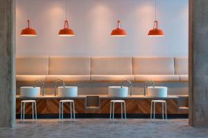 Posezení v ubytování Residence Inn by Marriott Calgary South