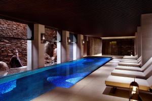 Bazén v ubytování The Ritz-Carlton Kyoto nebo v jeho okolí