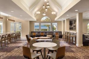 Гостиная зона в Residence Inn Sacramento Folsom