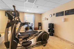 Fitness centrum a/nebo fitness zařízení v ubytování City Express by Marriott Comitán