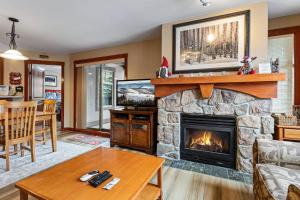 Φωτογραφία από το άλμπουμ του 2201 - Two Bedroom Standard Eagle Springs East condo σε Solitude