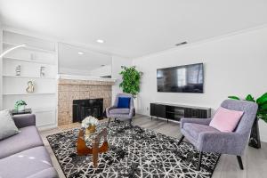 Fotografie z fotogalerie ubytování Charming single-story 3Brs 2bth home S-SF v destinaci South San Francisco