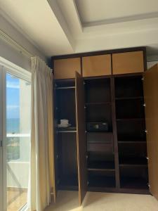 Gambar di galeri bagi Vibes Superior Studio Apartment - Ocean Breeze Negombo di Negombo