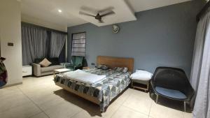 Imagen de la galería de 93 Degree Farm Stay, en Wadgaon