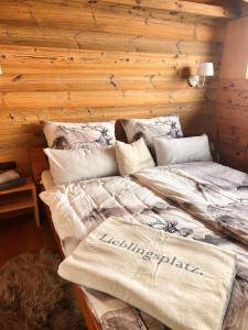 Postel nebo postele na pokoji v ubytování Penthouse Sonnenplatzl