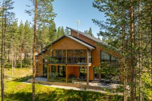 Το κτήριο όπου στεγάζεται  η παραθεριστική κατοικία