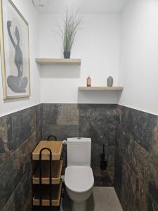 Koupelna v ubytování la chtite famille + 21 fotografií