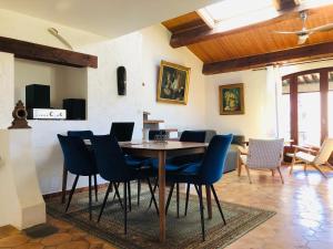 TV a/nebo společenská místnost v ubytování Casa Scaglione - camara giallu