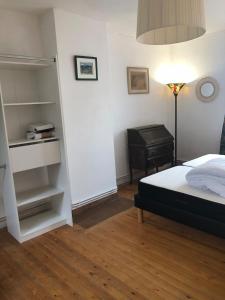 Cama o camas de una habitación en Villa Triton - Vue mer