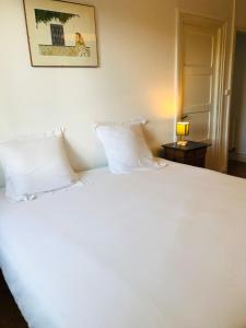 Cama o camas de una habitación en Villa Triton - Vue mer