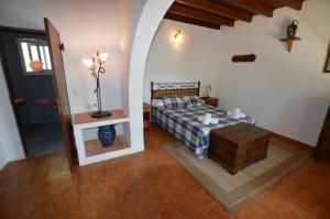 Ένα ή περισσότερα κρεβάτια σε δωμάτιο στο Villa Es Cubells 439