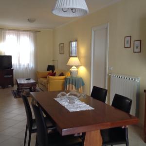 Posedenie v ubytovaní Appartamenti la Castagna