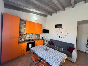 Cucina o angolo cottura di Casa Vacanze A' Lanterna