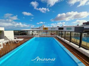 Bazén v ubytování Sensacional flat no Mardisa nebo v jeho okolí