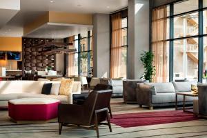 Posezení v ubytování Residence Inn by Marriott Phoenix Downtown