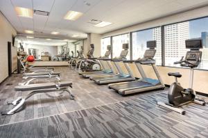 Fitness centrum a/nebo fitness zařízení v ubytování Residence Inn by Marriott Phoenix Downtown