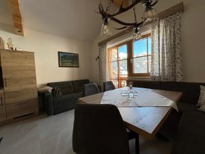 Posedenie v ubytovaní Appartement Grubhof