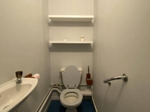 Ένα μπάνιο στο T3 avec Internet à Cambo-les-Bains, 4 couchages - FR-1-495-54 +10 φωτογραφίες