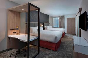 Postel nebo postele na pokoji v ubytování SpringHill Suites by Marriott Denver West/Golden