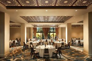 Restaurace v ubytování The Westin Lake Las Vegas Resort & Spa