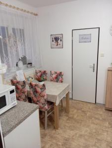 Kuchyň nebo kuchyňský kout v ubytování Apartmán u Váňů
