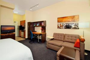 Postel nebo postele na pokoji v ubytování TownePlace Suites St. George + 14 fotografií