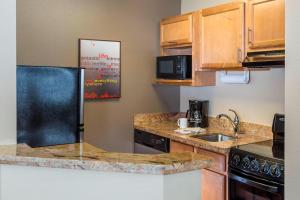 Nhà bếp/bếp nhỏ tại TownePlace Suites Phoenix North