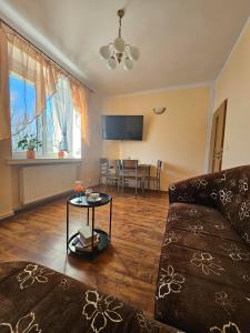 Μια τηλεόραση ή/και κέντρο ψυχαγωγίας στο Miły Apartament