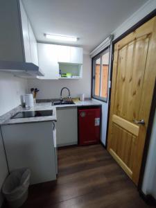 Η κουζίνα ή μικρή κουζίνα στο Hostal Vicmar