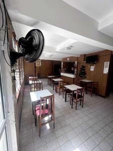 Μια τηλεόραση ή/και κέντρο ψυχαγωγίας στο Hotel New SAN MARCOS