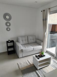 Istumisnurk majutusasutuses Departamento full a estrenar con wifi