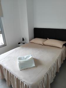 Voodi või voodid majutusasutuse Departamento full a estrenar con wifi toas