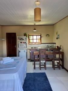 Dapur atau dapur kecil di Chalé verde - vila do Abraão