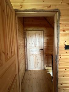 Gallery image of Domek nad jeziorem Gopło, Połajewo in Piotrków Kujawski +9 photos