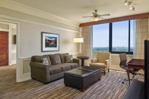 Posezení v ubytování Sheraton Denver West Hotel