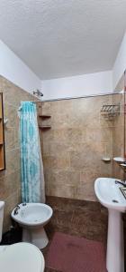 Et badeværelse på Altos del Lago