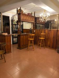 La sala de estar o bar de San Lorenzo Design