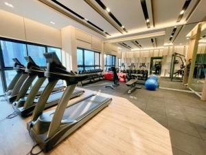 Fitness centrum a/nebo fitness zařízení v ubytování Agile Luxury Suite At TRX KLCC