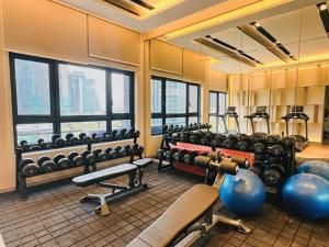 Fitness centrum a/nebo fitness zařízení v ubytování Agile Luxury Suite At TRX KLCC