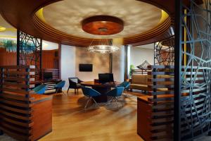 TV a/nebo společenská místnost v ubytování Sheraton Grand Adana