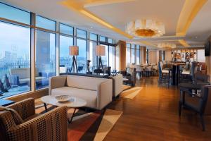 Posezení v ubytování Sheraton Grand Adana