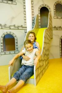 Bambini che soggiornano presso Hotel Alpin