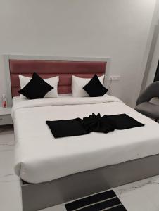 Fotografie z fotogalerie ubytování Hotel Aastha Inn v destinaci Bahādrābād