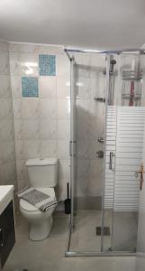 Bilik mandi di Koskinou Residence +9 gambar